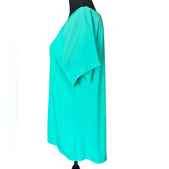 West Kei Vibrant Aqua Short Sleeve Top - Picture 2 of 4